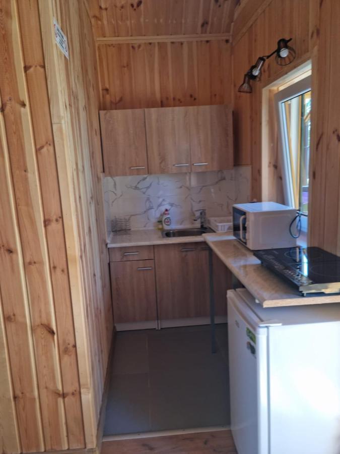 Domek Drewniany Nad Morzem Caloroczny Устроне Морске Екстериор снимка