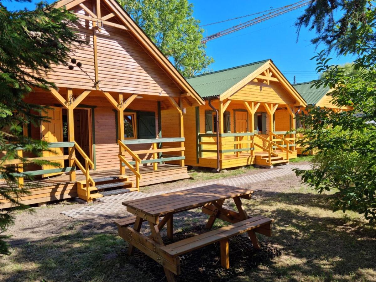 Domek Drewniany Nad Morzem Caloroczny Устроне Морске Екстериор снимка