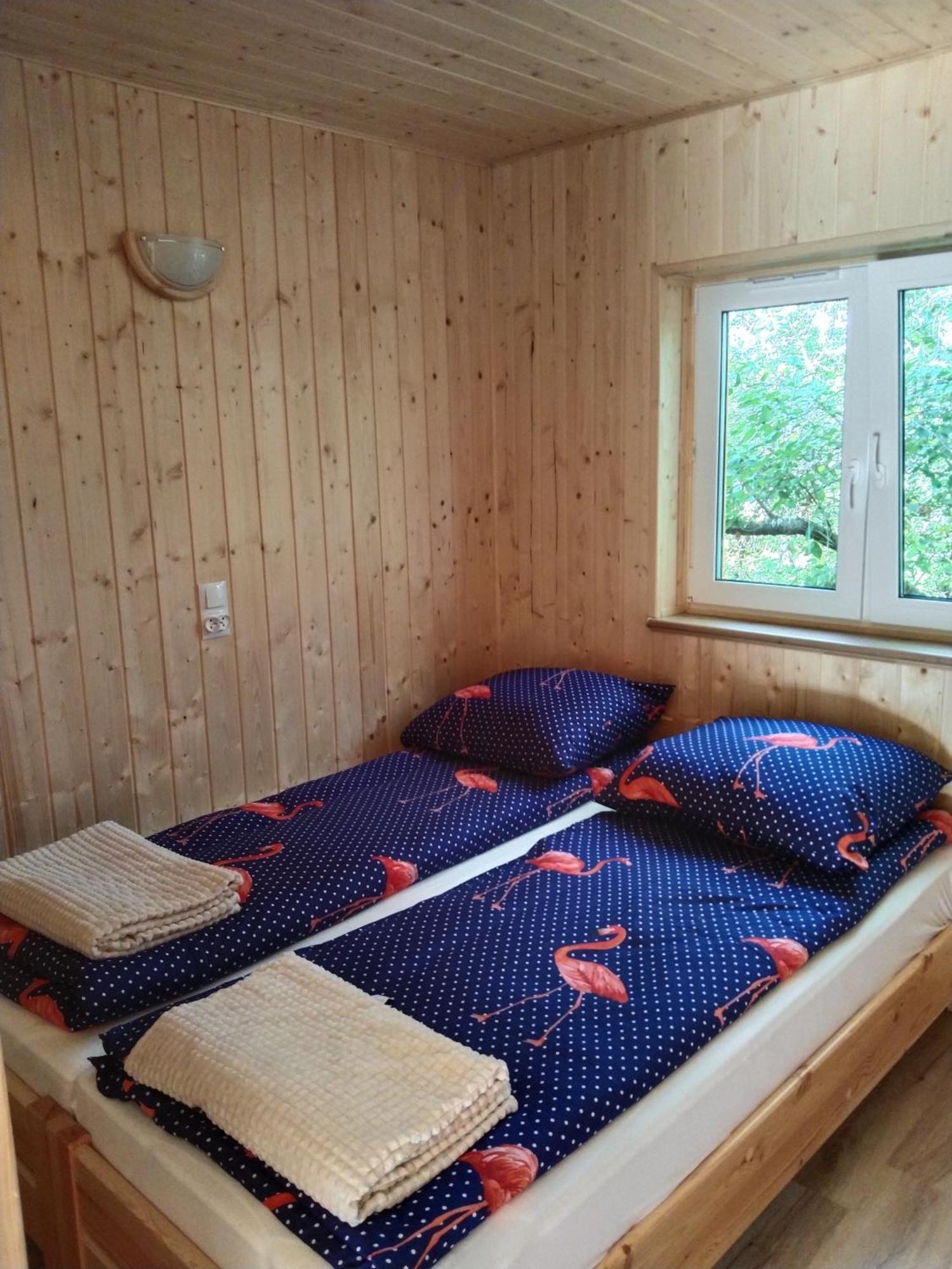 Domek Drewniany Nad Morzem Caloroczny Устроне Морске Екстериор снимка